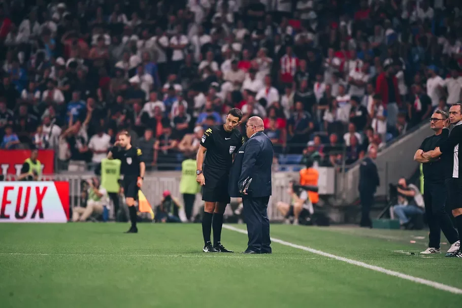 Why Lyon–Rennes Was Stopped: The Banner Dispute and Calls for Consistency